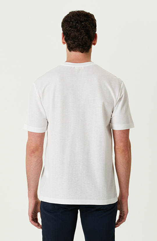 Beyaz T-shirt