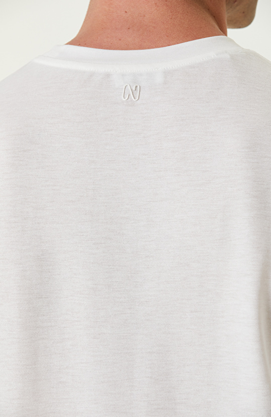 Beyaz T-shirt