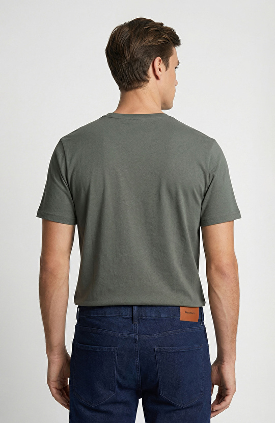 Haki Basic T-Shirt