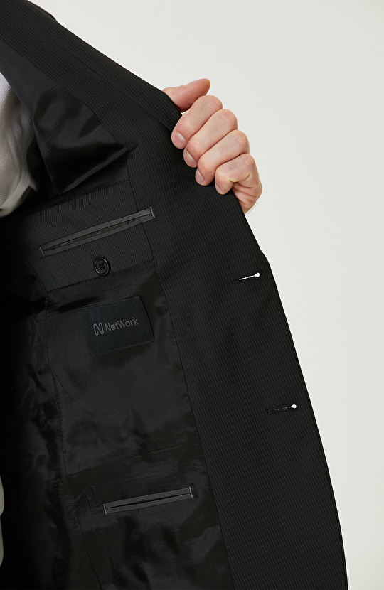 Siyah Yün Karışımlı Çift Yırtmaç Takım Elbise