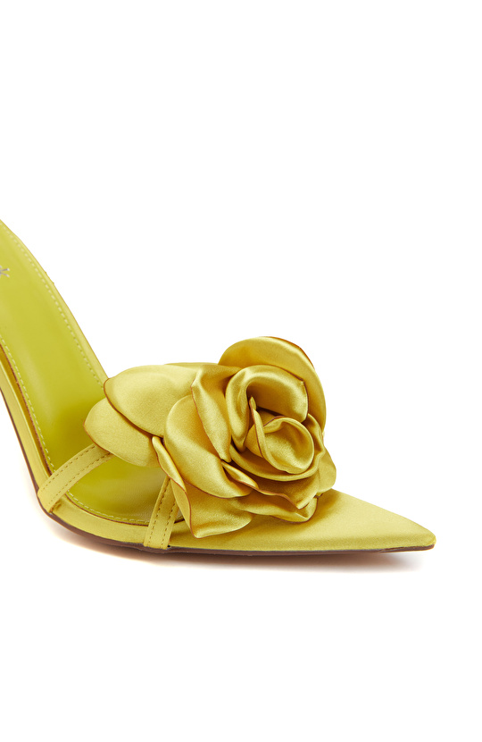 Sarı Kadın Saten Sandalet