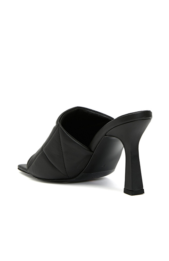 Siyah Kadın Deri Terlik