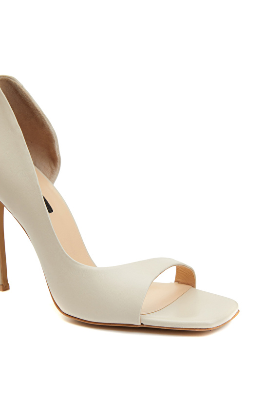 Bej Kadın Deri Topuklu Ayakkabı