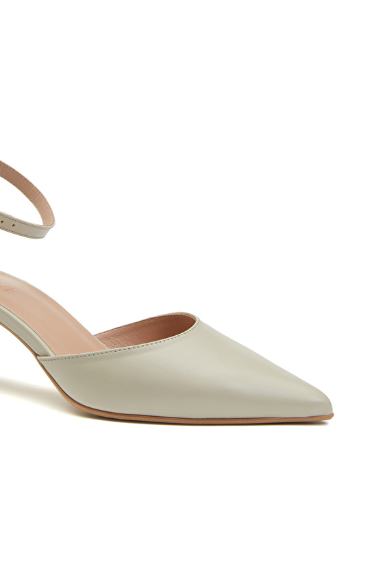 Krem Kadın Deri Topuklu Ayakkabı