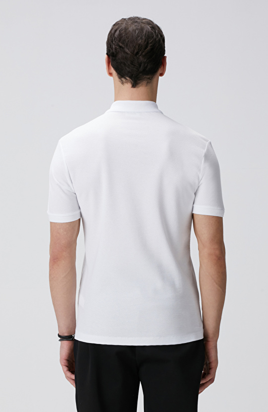 Beyaz Polo Yaka T-shirt