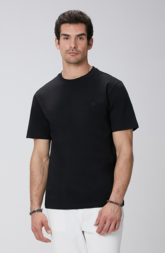 Siyah T-shirt