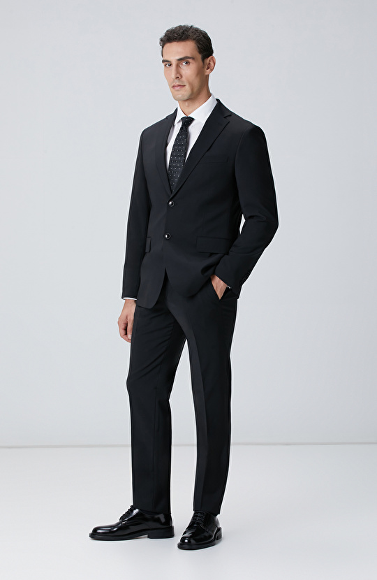 Siyah Yün Karışımlı Takım Elbise