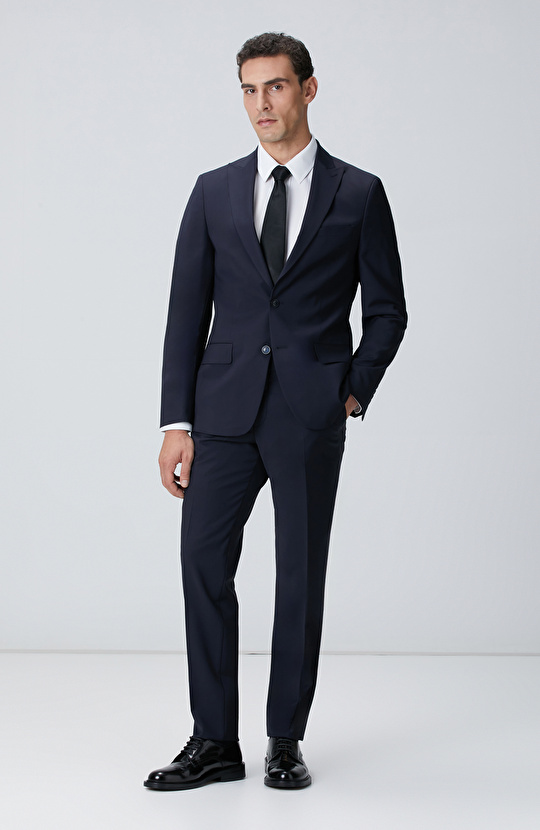 Lacivert Yün Karışımlı Takım Elbise Lacivert Yün Karışımlı Takım Elbise