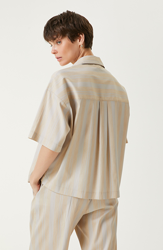 Ekru Bej Çizgili Gömlek