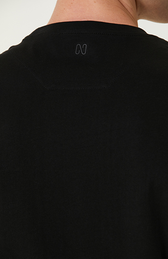Siyah T-shirt