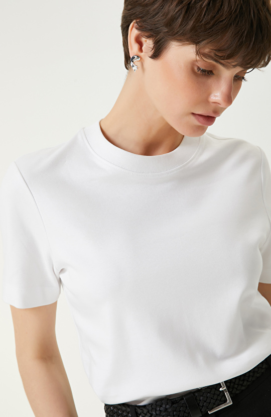 Beyaz Basic T-Shirt
