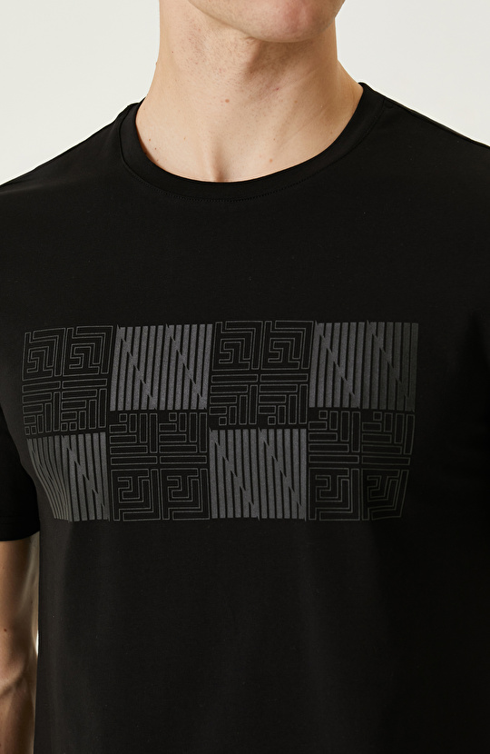 Siyah T-shirt