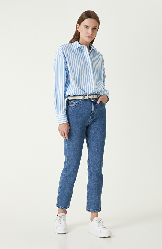 Mavi Beyaz Çizgili Gömlek