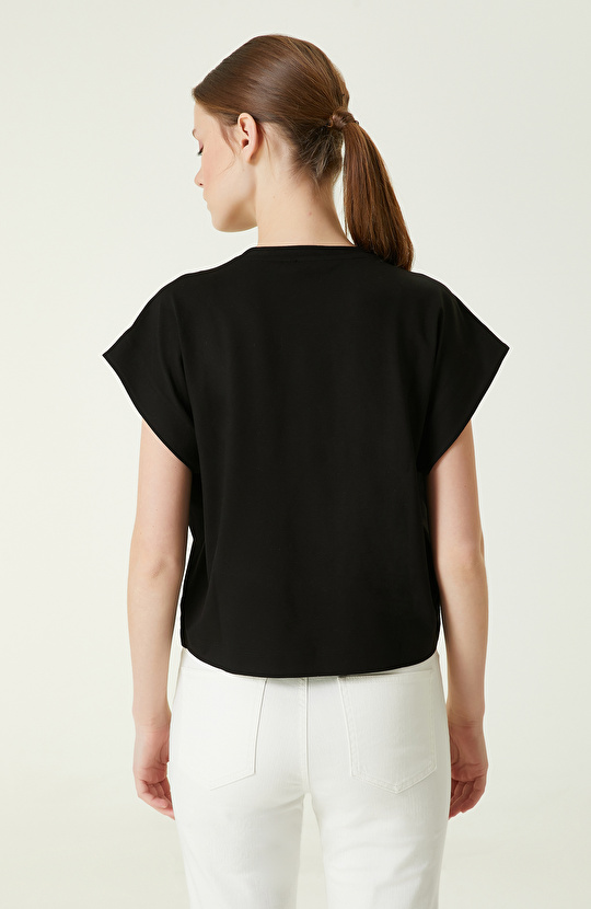 Siyah T-shirt