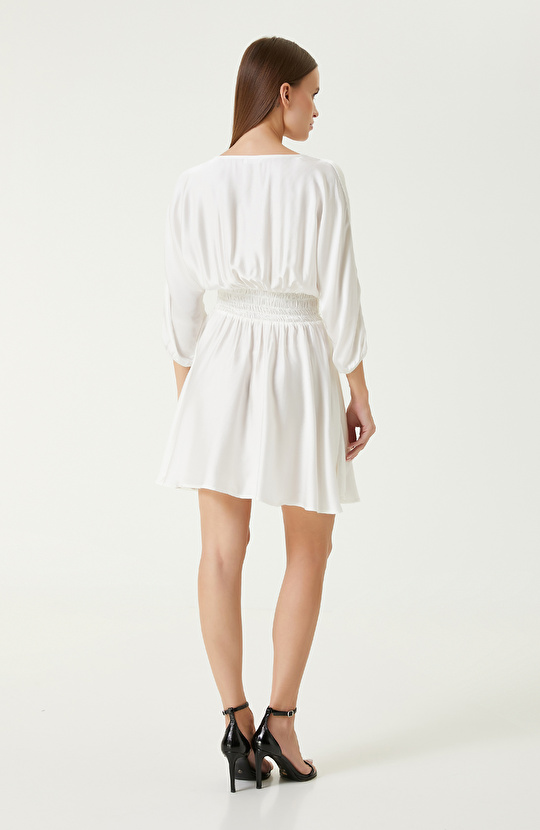 Kırık Beyaz Mini Elbise