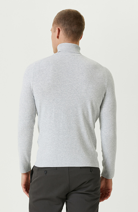 Açık Gri Balıkçı Yaka Triko Kazak