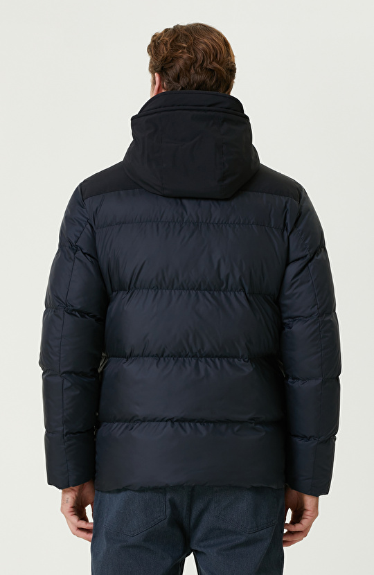 Lacivert Kapitoneli Mont