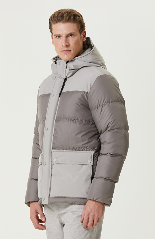 Taş Kapitoneli Mont