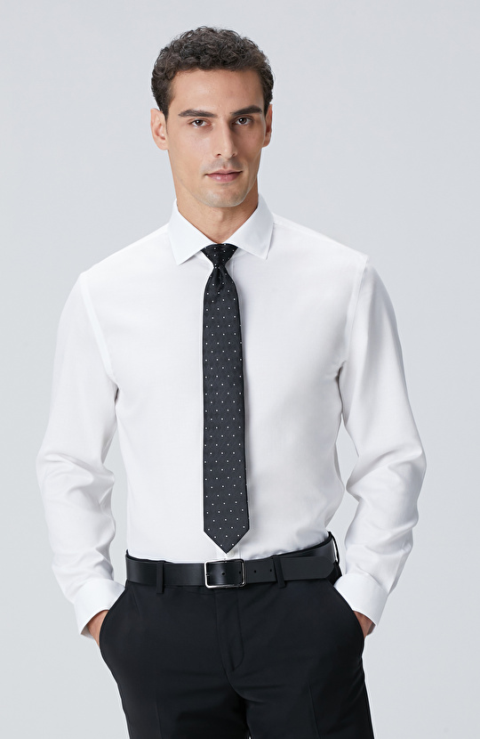 Beyaz Non-Iron Jakarlı Gömlek Beyaz Non-Iron Jakarlı Gömlek