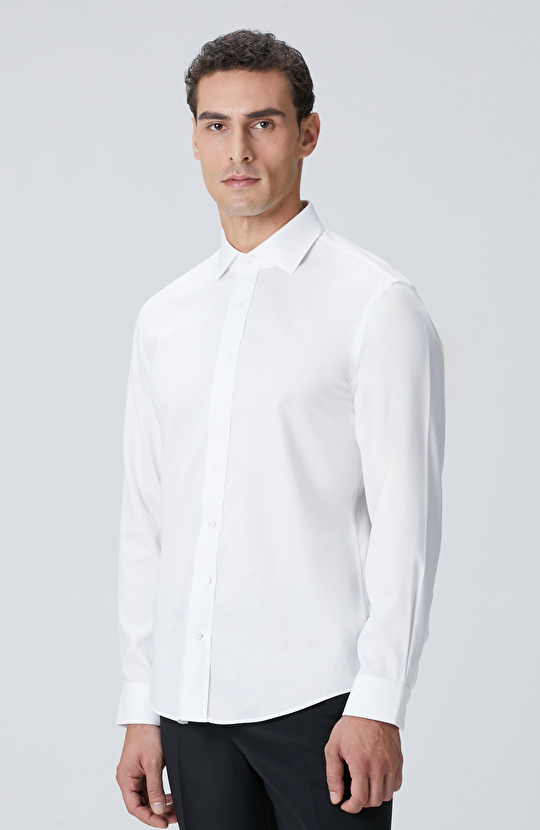 Beyaz Non-Iron Jakarlı Gömlek