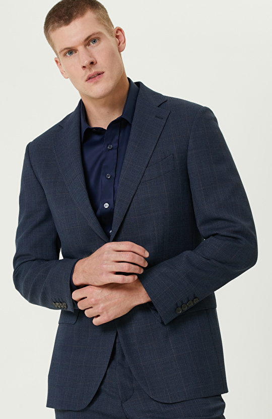 Loro Piana Kumaşıyla Üretilmiş Lacivert Limited  Yün Takım Elbise