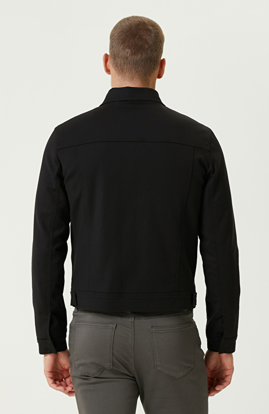 Siyah İçi Kapitoneli Mont