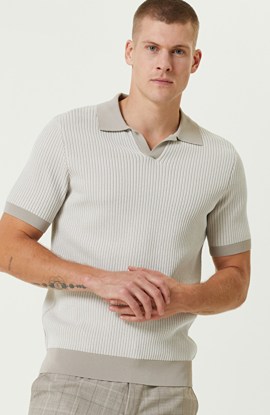 Taş Apaj Yaka Triko Kazak