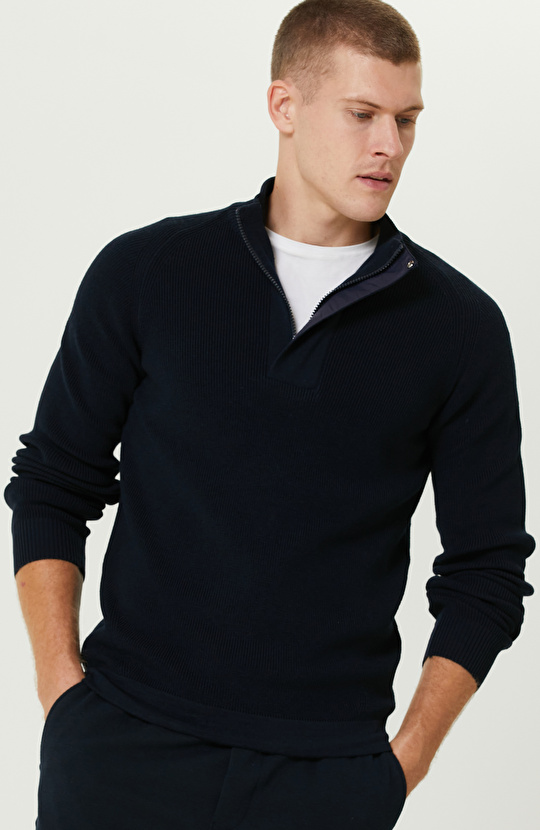 Lacivert Dik Yaka Fermuarlı Triko Kazak