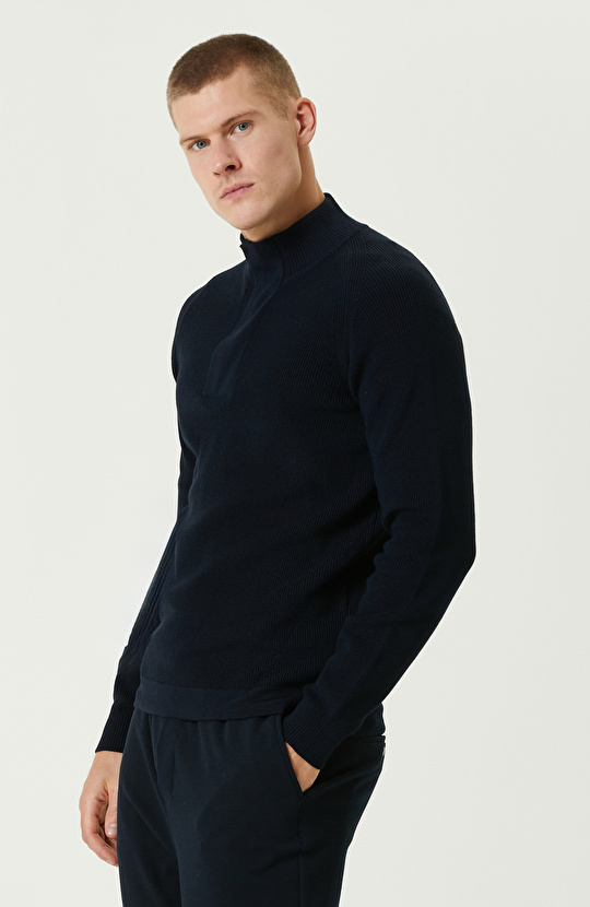 Lacivert Dik Yaka Fermuarlı Triko Kazak