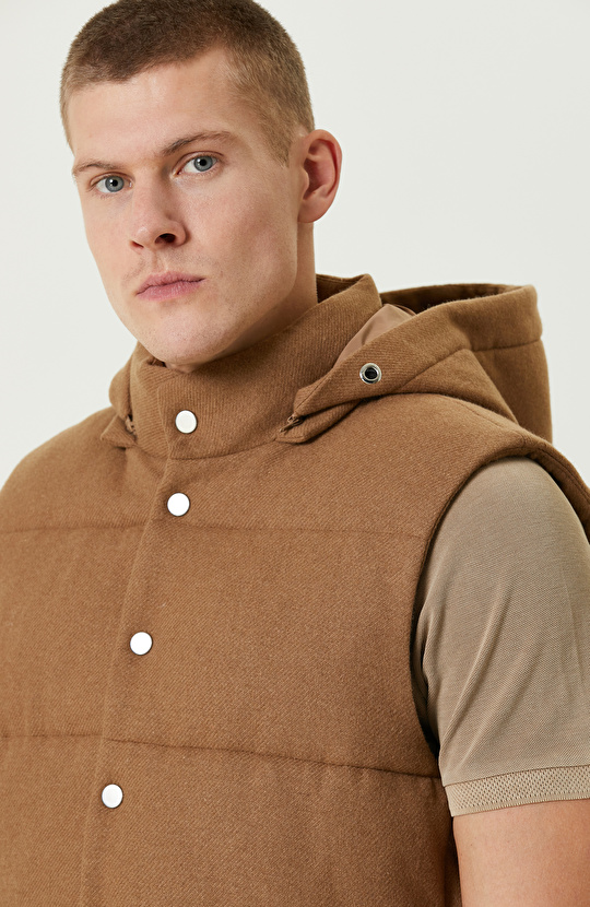 Camel Yün Karışımlı Kapüşonlu Puffer Casual Yelek