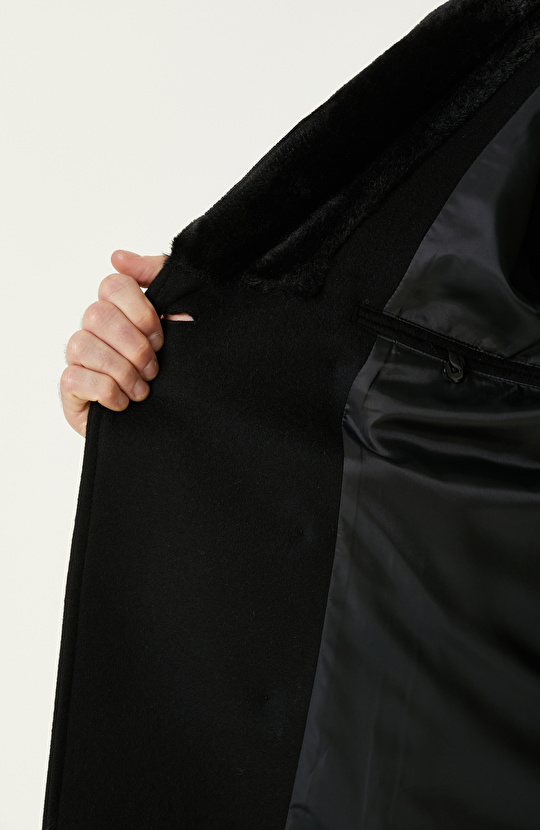 Siyah Kruvaze Yakası Kürklü Gemici Kaban