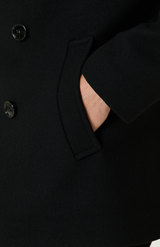 Siyah Çıkma Mostralı Kruvaze Yaka Diyagonal Kaban