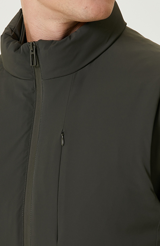 Haki Yelek Olabilen Mont