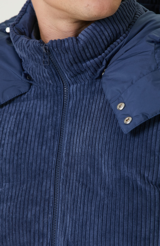 Lacivert Punch Detaylı Kazak