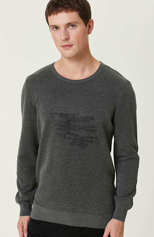 Koyu Gri Punch Detaylı Kazak