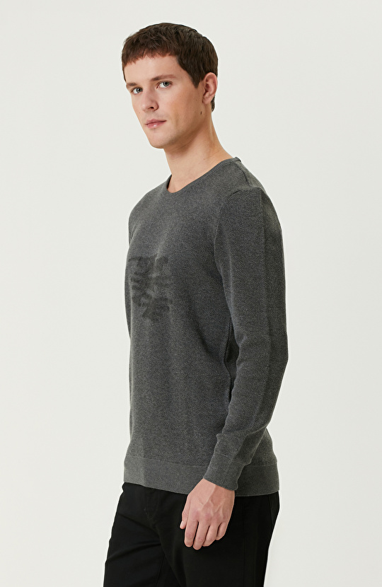 Koyu Gri Punch Detaylı Kazak