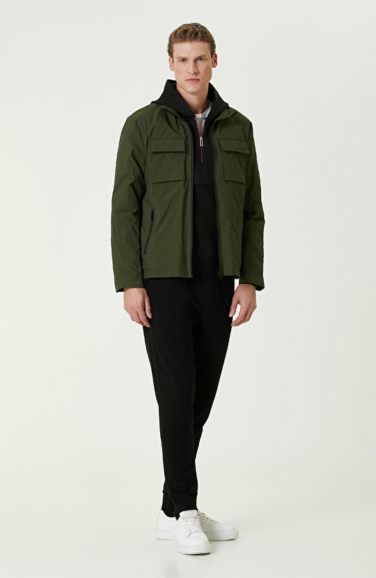 Siyah Kapüşonlu Kazak