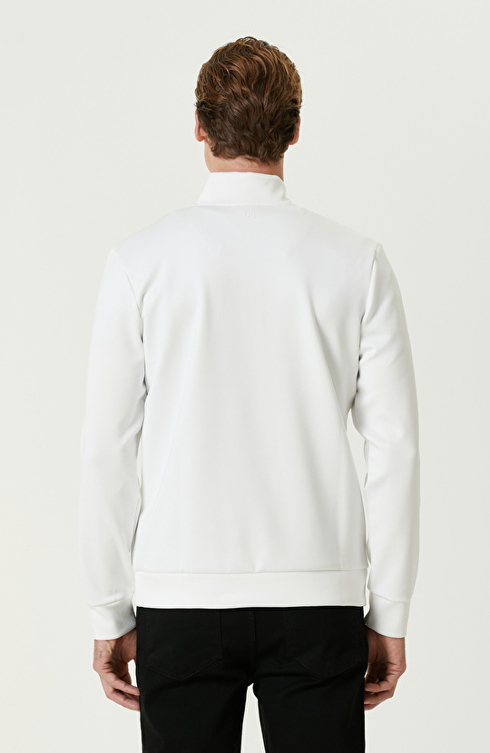 Kırık Beyaz Sweatshirt