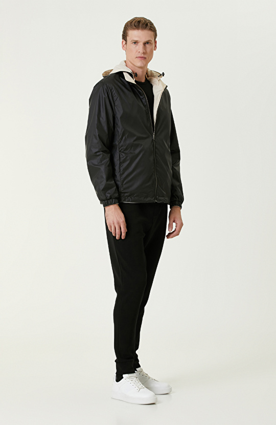 Siyah Beyaz Kapüşonlu Çift Taraflı Mont