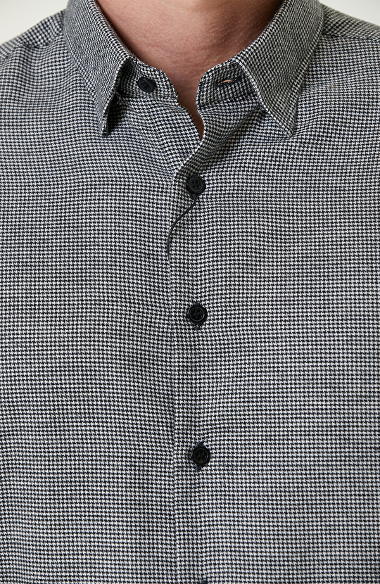 Siyah Kazayağı Desenli Gömlek