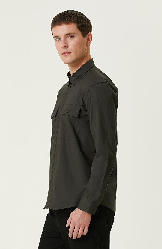 Haki Çift Cepli Fermuarlı Gömlek