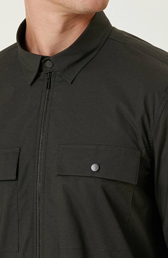 Haki Çift Cepli Fermuarlı Gömlek