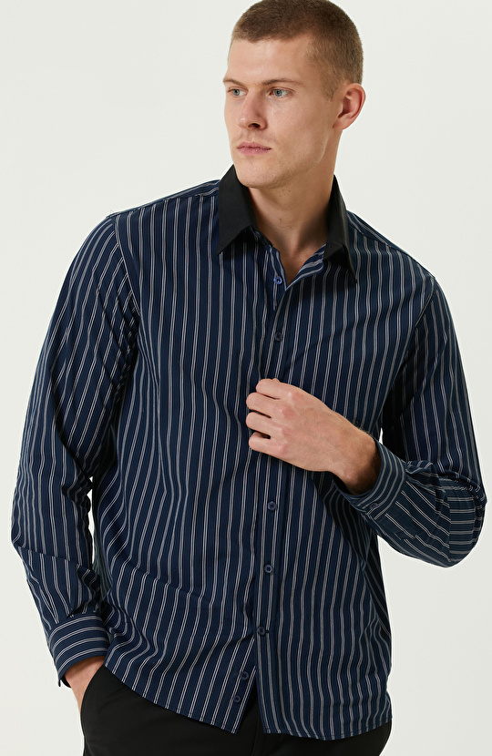 İndigo Çizgili Gömlek