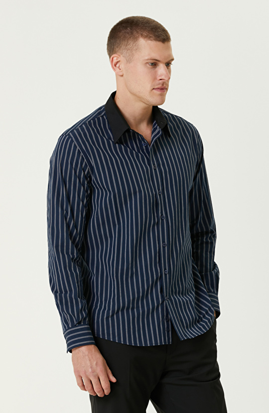 İndigo Çizgili Gömlek