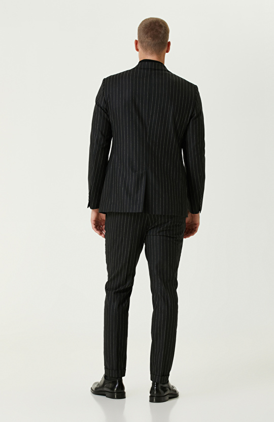 Siyah Yün Karışımlı Çift Yırtmaç Takım Elbise