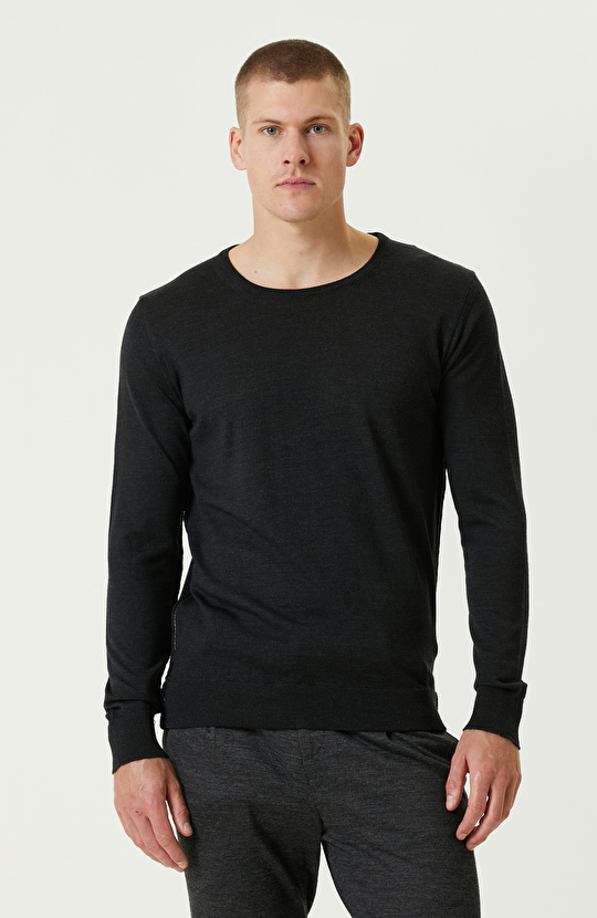 Antrasit Yün Triko Kazak