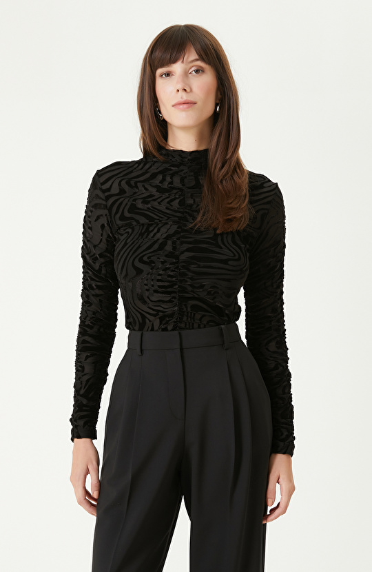 Siyah Baskılı Örme Bluz