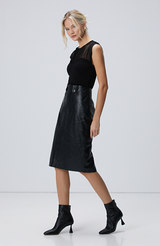 Siyah Tül Detaylı Triko