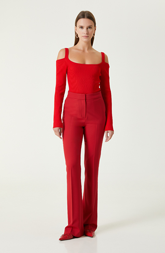 Kırmızı Omuz Detaylı Triko Kazak