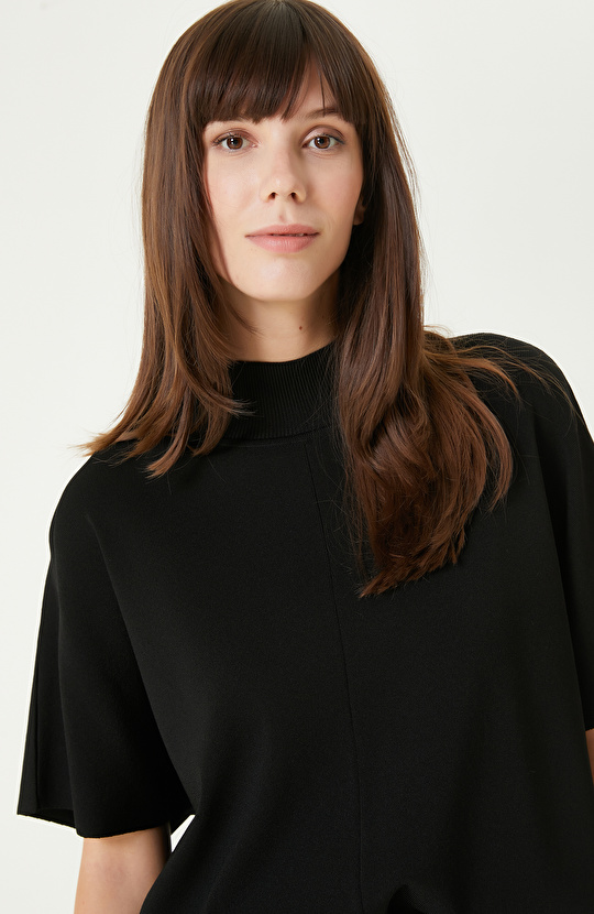 Siyah Rahat Kalıp Basıc Triko Kazak